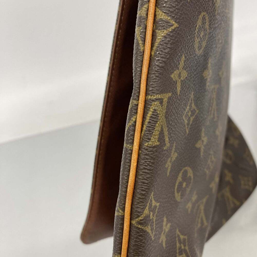 LOUIS VUITTON Brown Monogram Shoulder Bag - Picture 8 of 11
